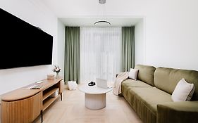 EASY RENT- Wieniawska 40 Free Parking, Centrum
